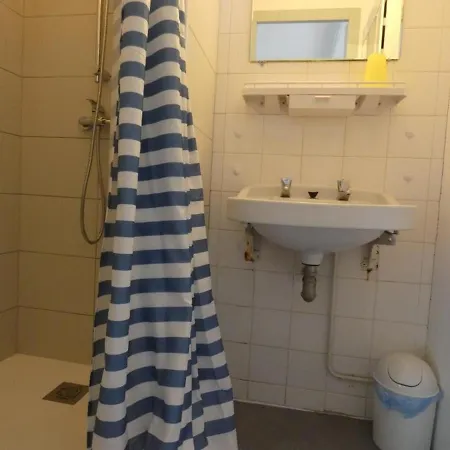 Spacieux Proche Pour 4 Pers., Animaux Admis - Fr-1-540-178